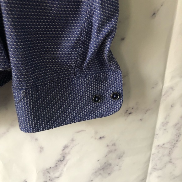 TRULY - SLIM FIT TEXTURED BUTTON DOWN SHIRT BLUE MENS MEDIUM - Picture 8 of 10